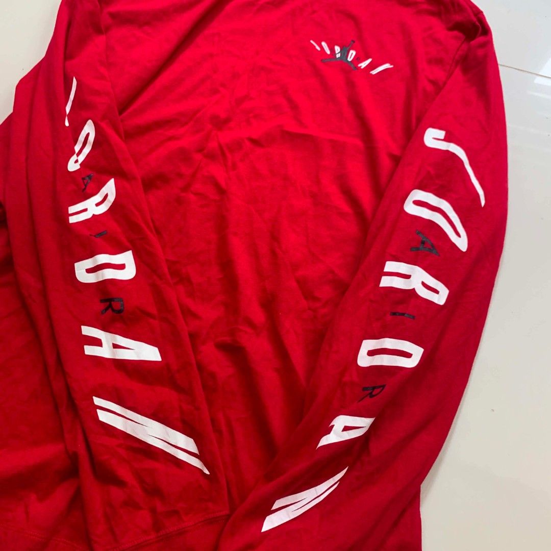 Jordan long sleeve size XL (Category: Tshirts & Polo Shirts ) located in Valencia. Submitted by kentmorgia.462 (Listing ID 1462057123, Image 2). Description: .