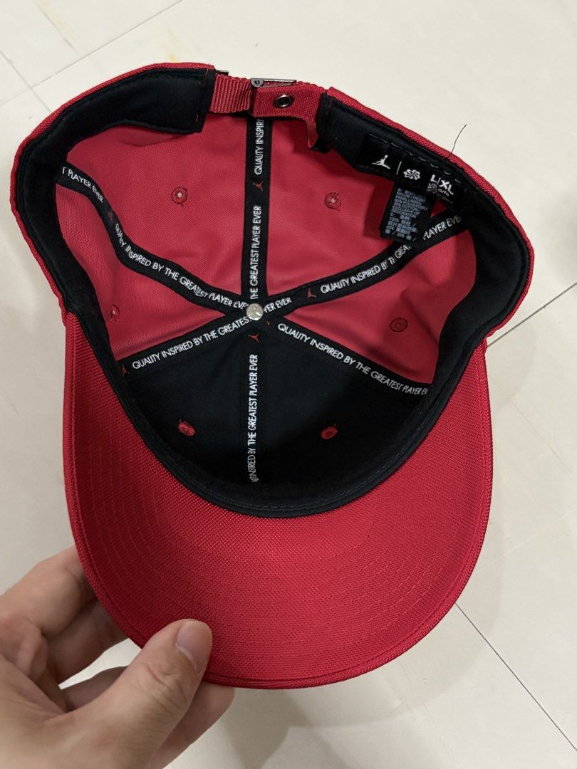 Jordan Rise Cap Red Black L/XL (Category: Caps & Hats) located in Manila. Submitted by earleacurato (Listing ID 1462182755, Image 2). Description: - Classic red Jordan cap - Features iconic black Jumpman logo on the front - Adjustable strap at the back with Jordan branding - Size: L/XL - Material: Nylon and polyester blend - Ideal for everyday wear.