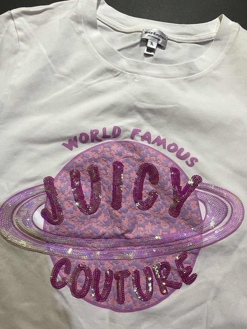 JUICY COUTURE TEE (Category: Shirts) located in Trento. Submitted by estilounico02 (Listing ID 1462100958, Image 2). Description: Size xl Width 20 Length 24 Excellent condition No issue 9/10 color rate .
