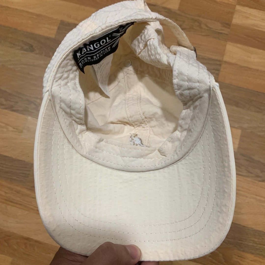 Kangol cap (Category: Caps & Hats) located in Valencia. Submitted by kentmorgia.462 (Listing ID 1462035947, Image 2). Description: .