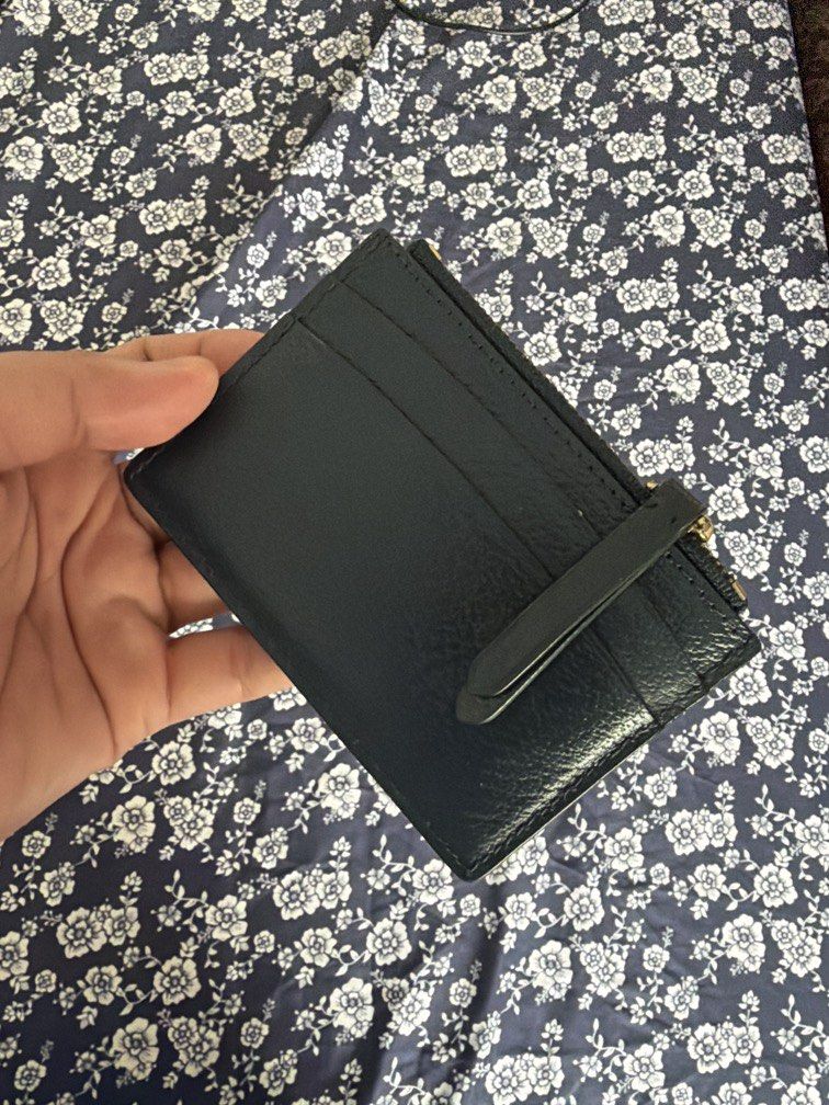 Kate Spade Cardholder (Category: Wallets & Card holders) located in Cabanatuan. Submitted by rosecii (Listing ID 1462100696, Image 3). Description: Authentic Cardholder.