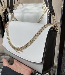 （分類：）位於 。 由 qqbbb_ 提交（商品編號 1462105623，圖片 1）。簡介： 。