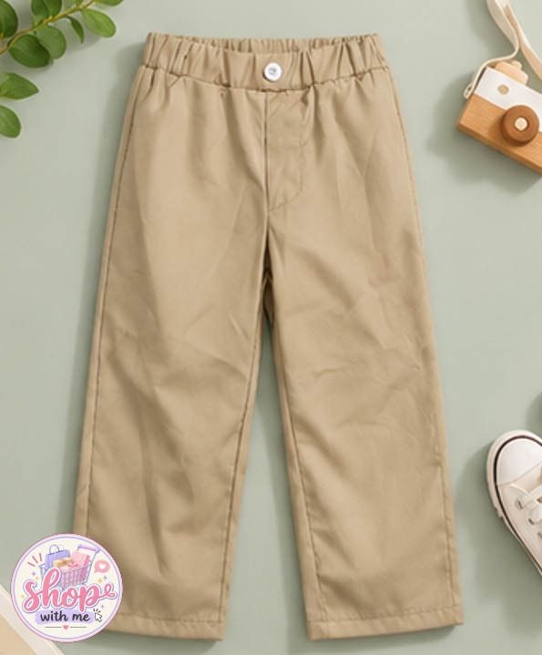 Khahi Pants (Category: Babies & Kids Fashion) located in San Marcelino. Submitted by jira_13 (Listing ID 1462123391, Image 1). Description: ONHAND 📣Free shipping for 3 or more items from this shop Size: 4 years old on tag ( best fit 5-6 years old ) 🏷️ P150.00 .