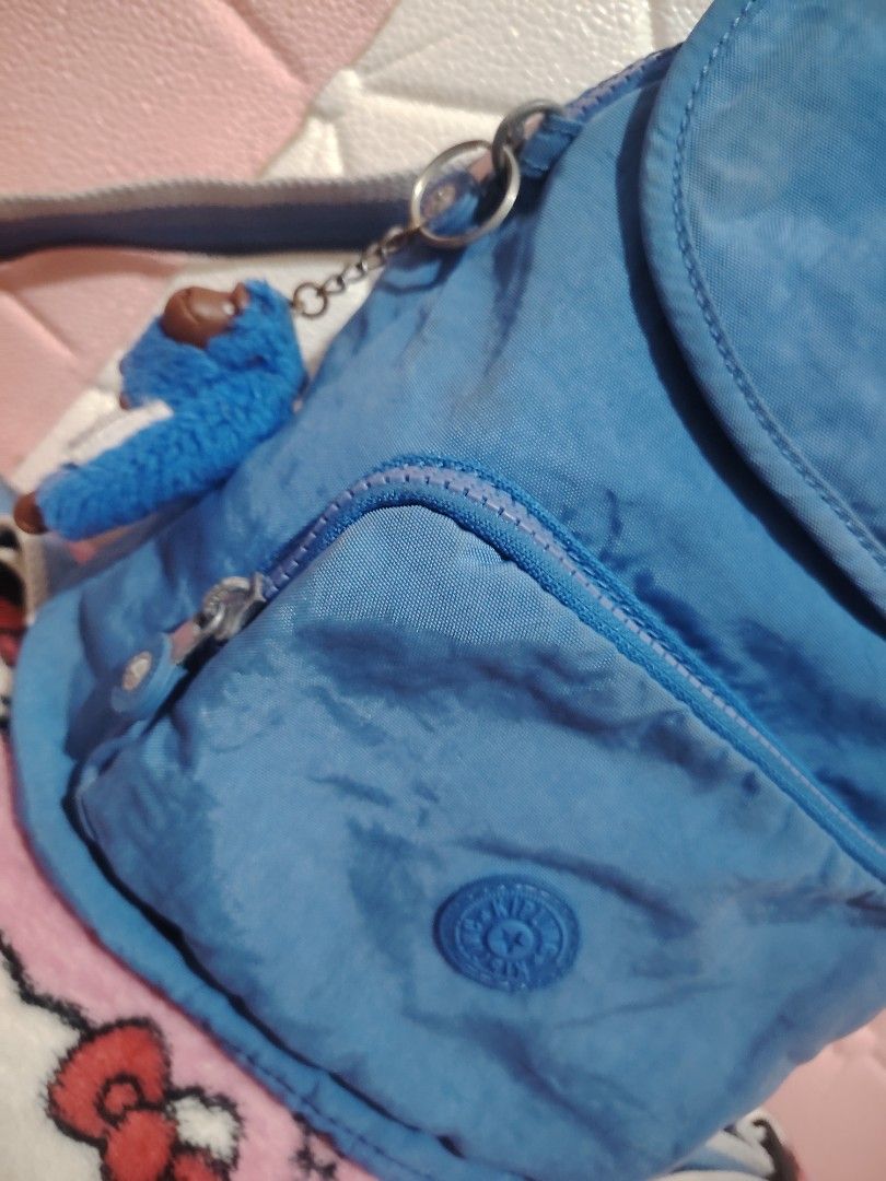 Kipling (Category: Backpacks) located in Bulacan. Submitted by jhefkheelo02163 (Listing ID 1462046153, Image 3). Description: Kipling small bp Fits notebook no flaw .