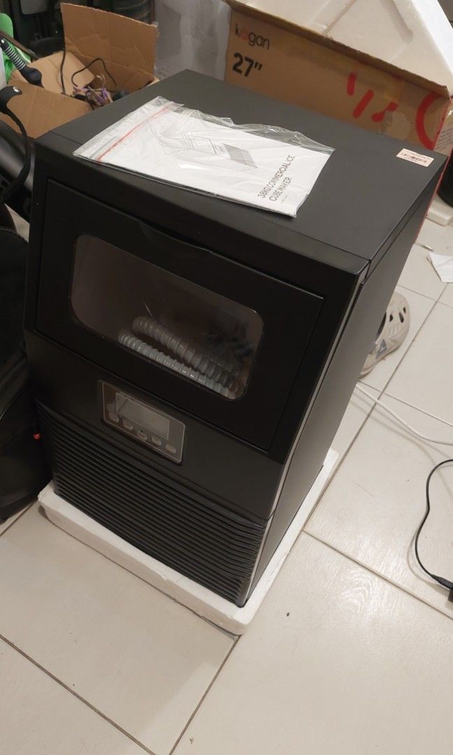 Kogan 38kg Commercial Ice Maker (Category: Refrigerators and Freezers) located in Valenzuela. Submitted by katharos14 (Listing ID 1462261292, Image 1). Description: Kogan commercial ice marker 38kg Negotiable Meetups Yobs cafe - mabalacat - weekdays Trinoma/valenzuela - weekends.
