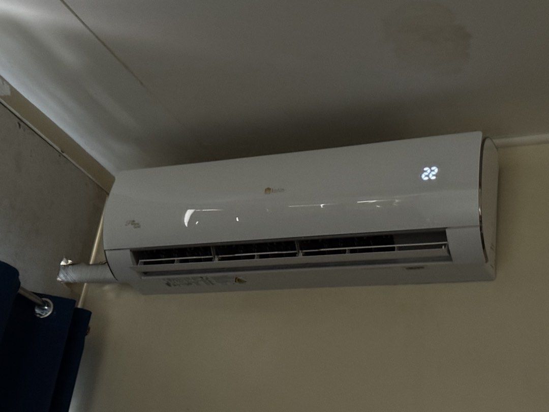 Kolin Split Type Air Conditioner with Remote (Category: Engine and Aircon Parts and Accessories) located in Quezon City. Submitted by anagenina783 (Listing ID 1462098355, Image 1). Description: - Kolin Primus Gold 2.0 HP Split Type Air Conditioner - Color: White - Comes with original remote control - Remote features: Temperature settings, Fan Auto, Turbo, Sleep modes - Outdoor unit also pictured - Ideal for cooling your room.