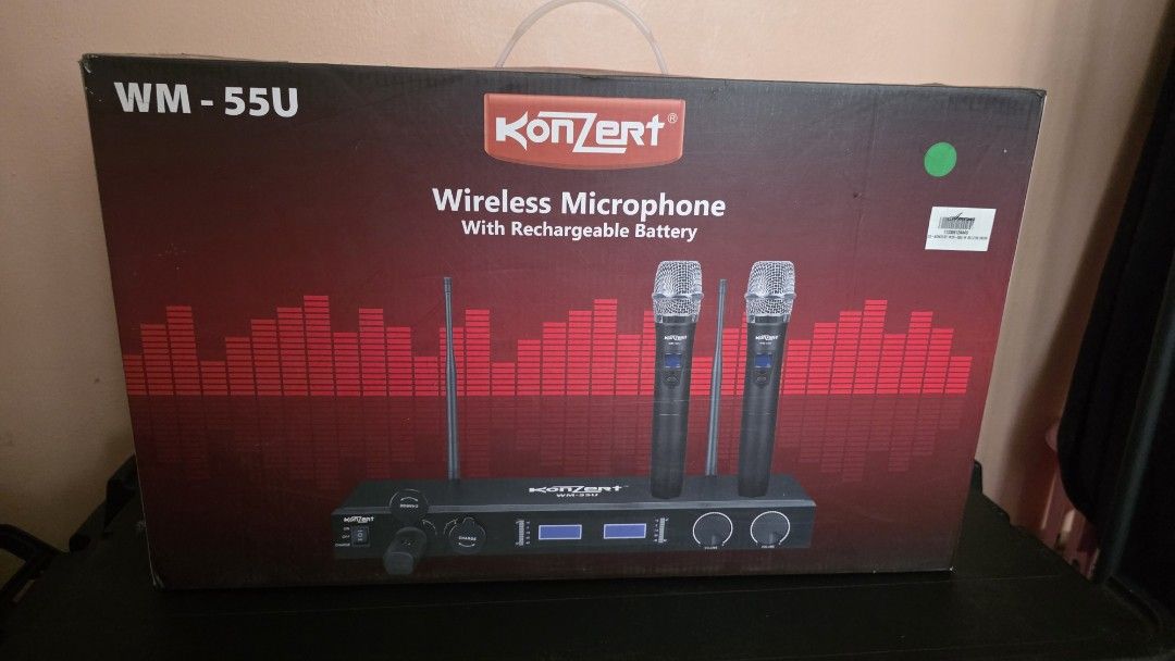 Konzert WM-55U Wireless rechargeable Microphone Set (Category: Microphones) located in Makati City. Submitted by punisher2k19 (Listing ID 1462084475, Image 1). Description: Brand new and unopened. Impulse buy ng wife ko sa Ansons Cash and Carry last time we bought appliances there. Price is almost 9k. Selling it for less. Price is firm so pass sa hihingi ng lp or lowballers. If you find it cheaper sa iba pls buy that so we don't waste time. For p