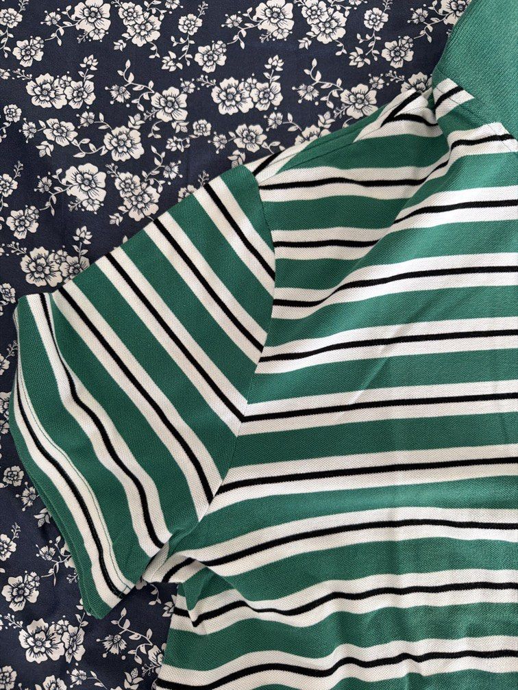 Lacoste Polo Shirt (Category: Tshirts & Polo Shirts ) located in Cabanatuan. Submitted by rosecii (Listing ID 1462111560, Image 3). Description: Authentic.