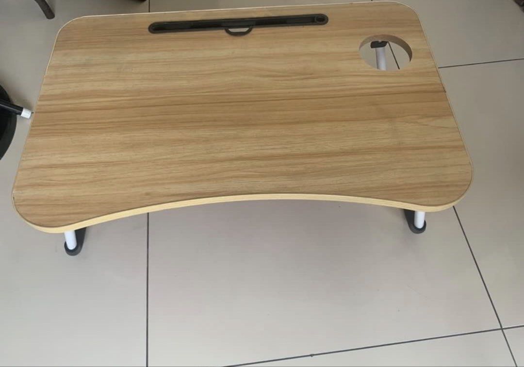 laptop bed desk (Category: Cases & Sleeves) located in Manila. Submitted by decluterthings888 (Listing ID 1462068691, Image 2). Description: .