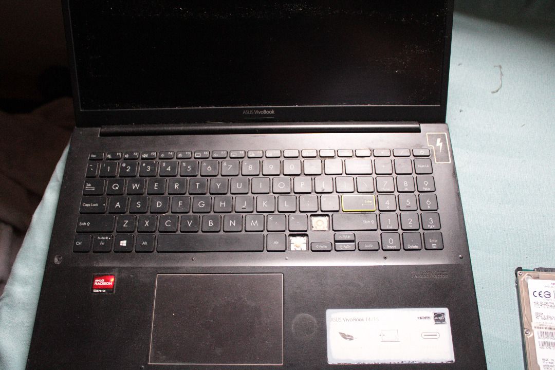 LAPTOP PARTS (Category: Laptops & Notebooks) located in Taguig. Submitted by joshua_belleza (Listing ID 1462106310, Image 2). Description: FOR SALE AS-IS: Asus Vivobook 14/15 X513UA Ryzen 5 5500u, 8gb soldered ram, defective keyboard, NO BATTERY, and no charger cable, very dirty and needs thermal repasting - 1,000 WORKING AX210NGW WIFI-CARD - 500 8gb 3200mhz - 500 (sold as defective but might be working, albeit with low health percentage) 2 SSDs 