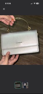 (Category: ) located in . Submitted by preloved.fika (Listing ID 1462037014, Image 1). Description: .
