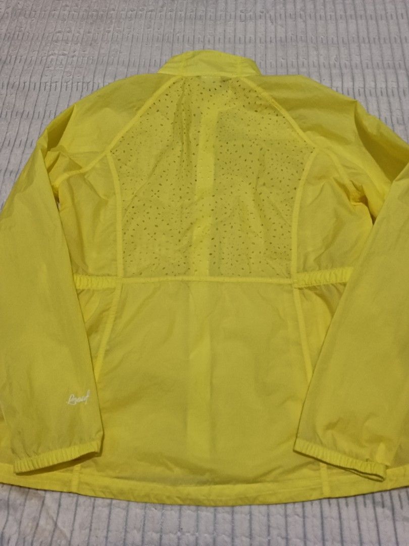 Lecaf Windbreaker + 84 SF (Category: Activewear) located in Cebu City. Submitted by OneStop_ThriftShop_Mo (Listing ID 1462203940, Image 2). Description: Payday Sale, pls avail 🤗🫶 Original Lecaf Windbreaker Bright Yellow embroidered logo Almost brand new Very nice unique design, front and back open "mesh" Sobrang gaan lang nito Premium Quality Size100 W 19.5" L 25".
