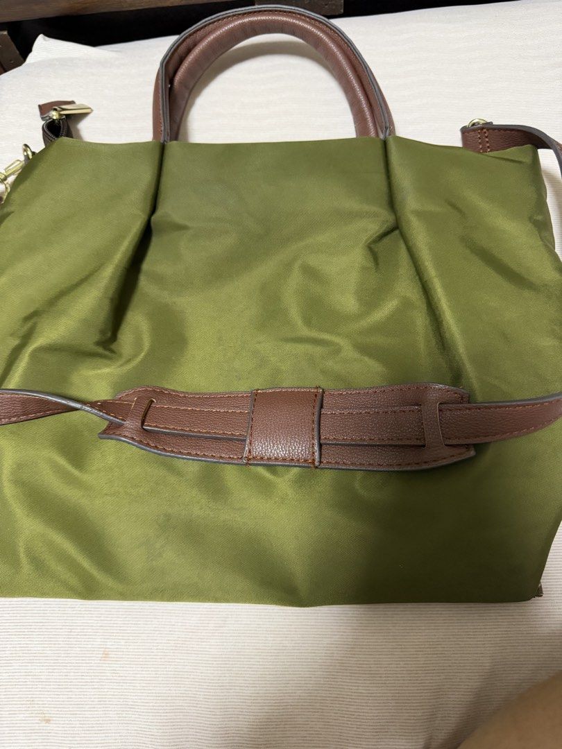 LEGATO LARGO MEDIUM (Category: Tote Bags) located in Mandaluyong City. Submitted by mkromero (Listing ID 1462150332, Image 2). Description: Legato Largo Kataraku Bags 2way Olive Originally bought for Php 2299 as pasabuy. RFS: too many bags Price still negotiable.
