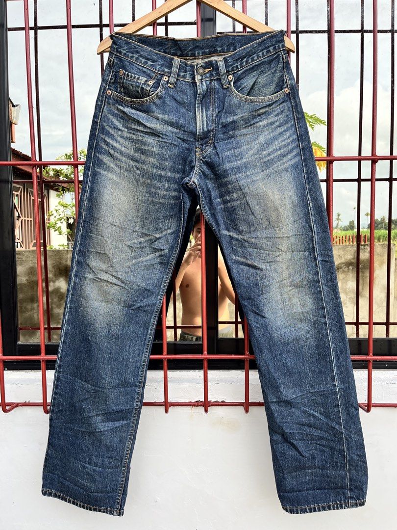 Levis 510 (Category: Jeans) located in Bayawan. Submitted by shajjoonn (Listing ID 1462120751, Image 1). Description: 31-32 waistline 43 length 8.5 leg opining .