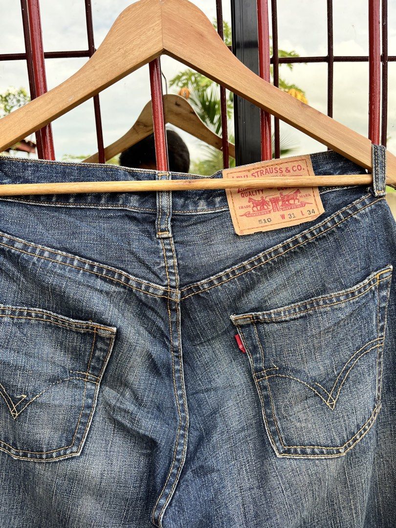 Levis 510 (Category: Jeans) located in Bayawan. Submitted by shajjoonn (Listing ID 1462120751, Image 3). Description: 31-32 waistline 43 length 8.5 leg opining .