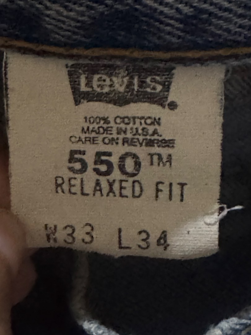 Levis 550 Relaxed Fit (Category: Jeans) located in San Jose. Submitted by lalisamanofoot50726 (Listing ID 1462235371, Image 3). Description: BER MONTHS SALE‼️ AUTHENTIC pre-loved declutterring Width 33-34 inch Length 37 inch .