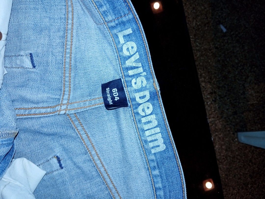 Levi’s 604 Straight Light Wash Jeans Authentic (Category: Jeans) located in Manila. Submitted by cihkrose.12 (Listing ID 1462049066, Image 2). Description: Authentic Levi’s 604 Straight Jeans Light wash / faded blue Straight fit Leather patch still intact Well taken care of, previously owned and washed by hand Clean and ready to wear Measurements available upon request. Soft and comfortable denim. Perfect for everyday use. Price is slightly negot