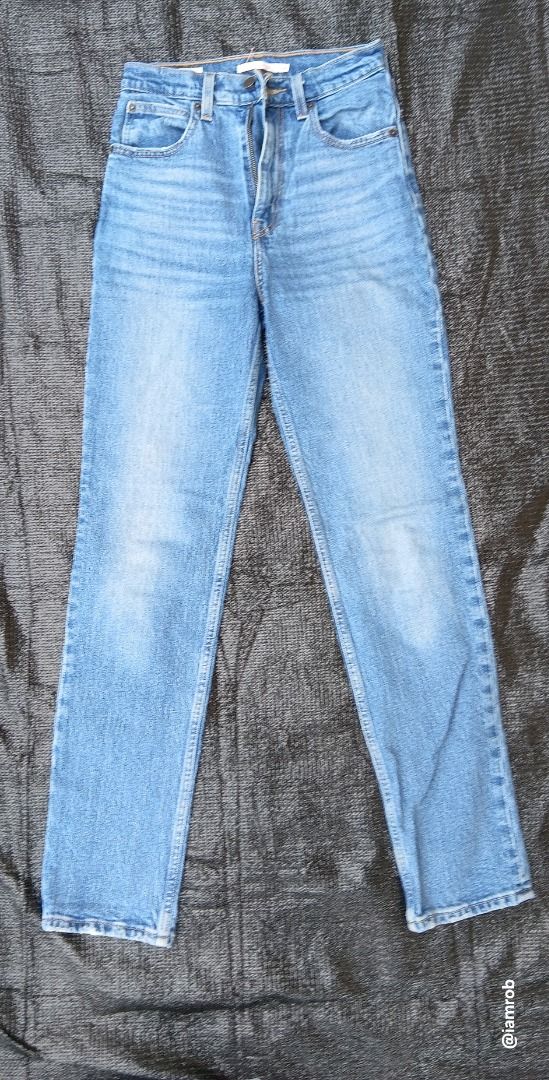 Levi's High Slim Straight (Category: Jeans) located in Baguio. Submitted by minimotors164 (Listing ID 1462197526, Image 1). Description: Levi’s 70s High Slim Straight Leather Patch W24 L31 on tag (Check photos for size reference) 99% Cotton 1% Elastane Made in China Excellent used condition .