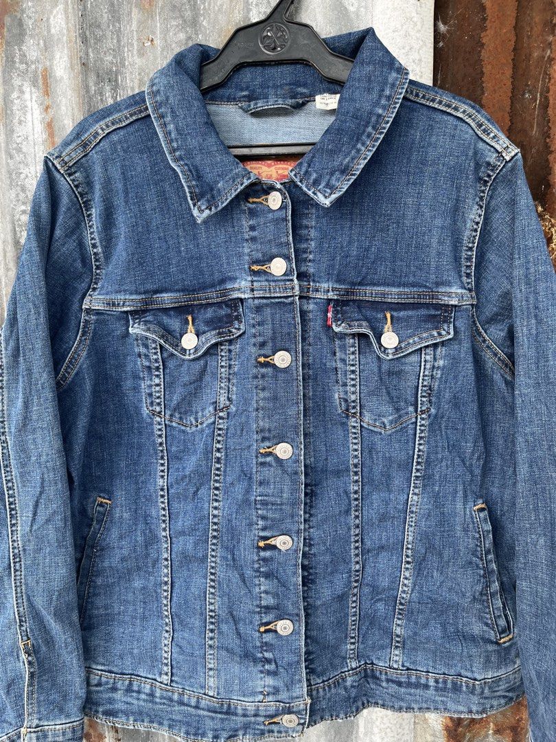 Levi's Original Riveted Denim Jacket (Category: Coats, Jackets and Outerwear) located in Zamboanga. Submitted by xjalilul (Listing ID 1462111746, Image 2). Description: dimensions 23x25 size 1X - Classic blue denim jacket from Levi's - Original riveted design - Two chest pockets with button closure - Two side pockets - Button-up front and cuffs - Made in Sri Lanka - Size: 1X/16G/14-16.