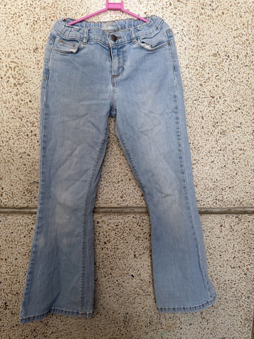 Light Wash Flared Jeans (Category: Babies & Kids Fashion) located in Candon. Submitted by dhinlei07 (Listing ID 1462059703, Image 1). Description: - Light wash denim jeans - Flared leg style - Comfortable elastic waistband - Classic five-pocket design - Ideal for casual wear - Versatile and easy to style with any top.