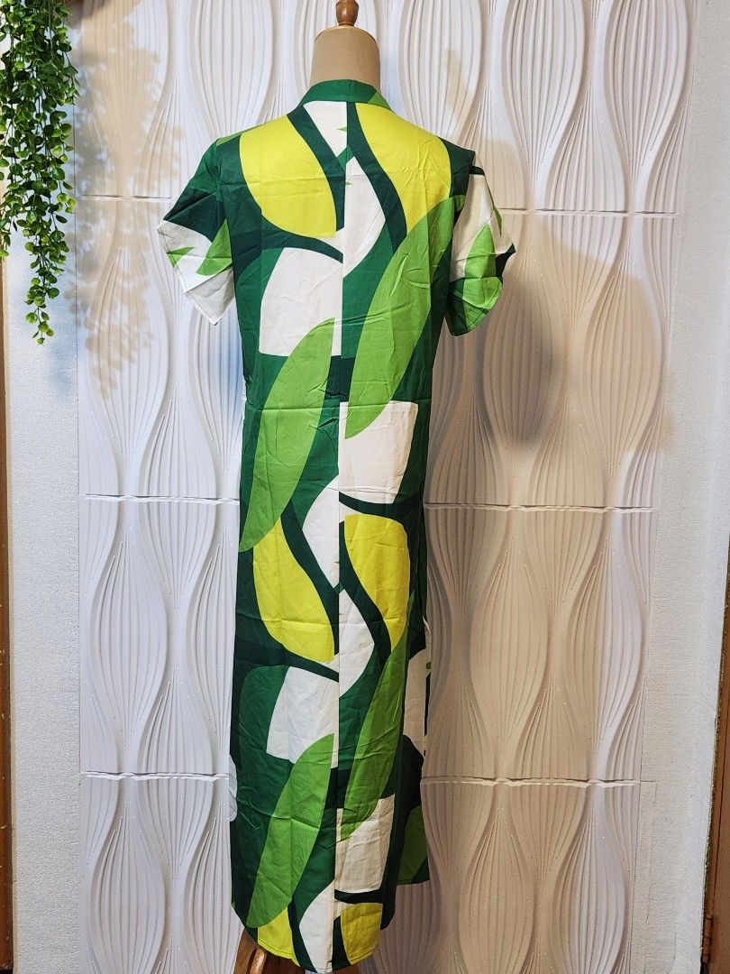 Lime long dress small to large (Category: Dresses) located in Marikina City. Submitted by KanamiFinds (Listing ID 1462141807, Image 2). Description: waist: up to 40 inches length: 48 inches from shoulders bust: 38 inches.