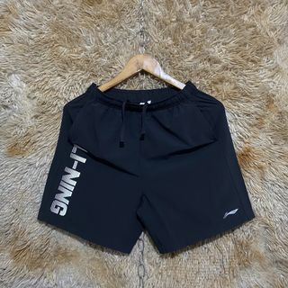 (Category: ) located in . Submitted by thriftingz143 (Listing ID 1462222395, Image 1). Description: .