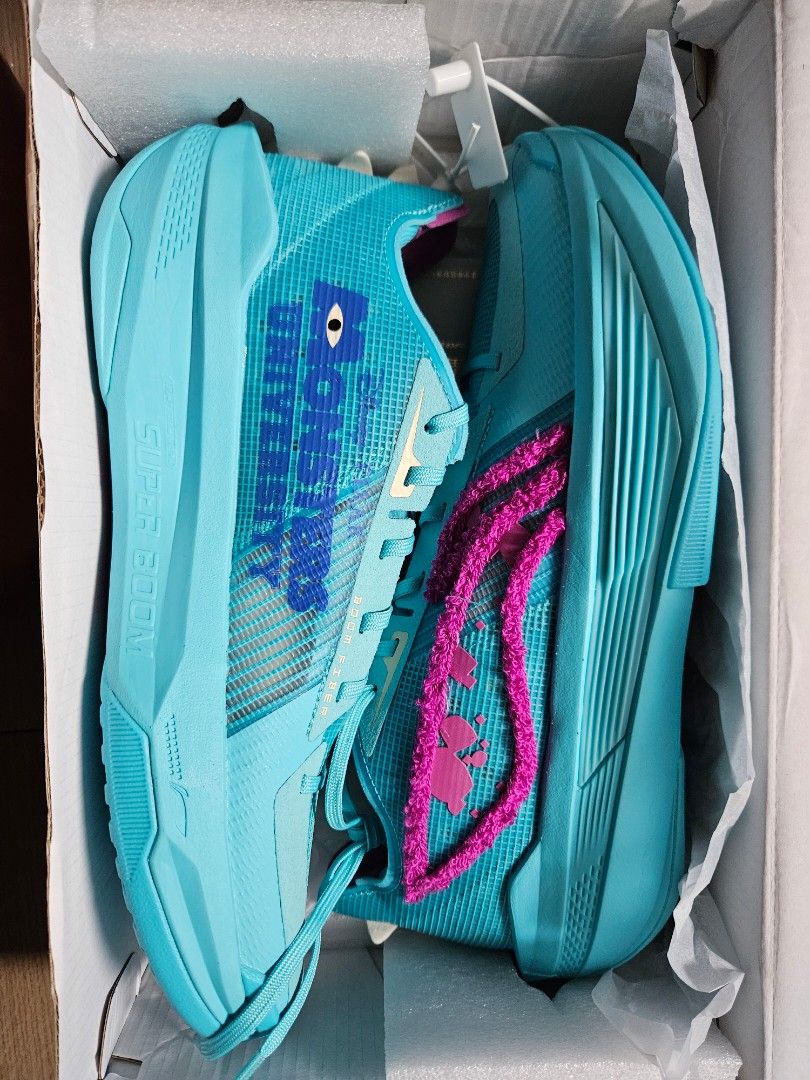 LiNing Ultra Light "Monster University" US 10.5 (Category: Sneakers) located in Rodriguez. Submitted by dewamns (Listing ID 1462064983, Image 1). Description: Brand new Montalban, Rizal.
