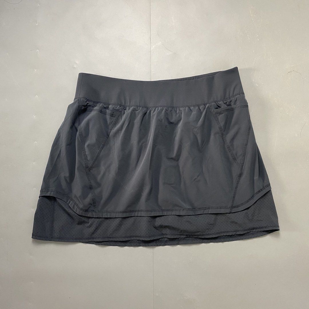 Livi Active 🌸 | Dark Gray Layered Athletic Running Skort (Category: Skirts) located in Bulacan. Submitted by orc.ph (Listing ID 1462157601, Image 1). Description: Livi Active 🌸 | Dark Gray Layered Athletic Running Skort Material Used: Polyester -Charcoal / Dark Gray Performance Fabric -Perforated Mesh Underskirt -Wide Elastic Waistband -Dual Front Angled Pockets -Activewear ‎-Size: XL-XXL ‎-Waistline: 36"-42" ‎-Length: 18.5” ‎-Model: ‘’5’6, Wai