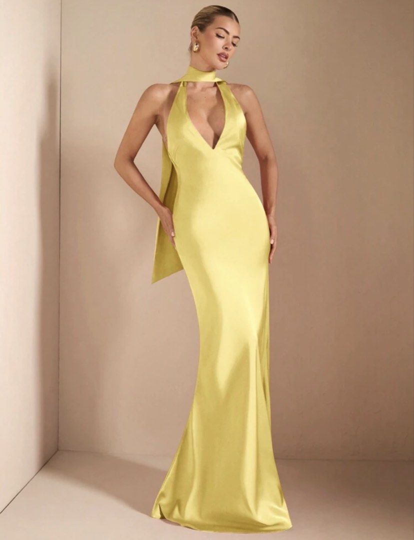 LONG HALTER SILK DRESS (Category: Dresses) located in Batangas. Submitted by nishiaoui_04 (Listing ID 1462153429, Image 1). Description: Condition: Good condition 📌 No visible major stains or damage 📌 Actual item is shown in the photos 📌 Size Xs - Medium 📌 Brand New (never been worn) 📌 From Shein 💌 Message me for measurements or additional photos! RFS: decluttering / no longer used.