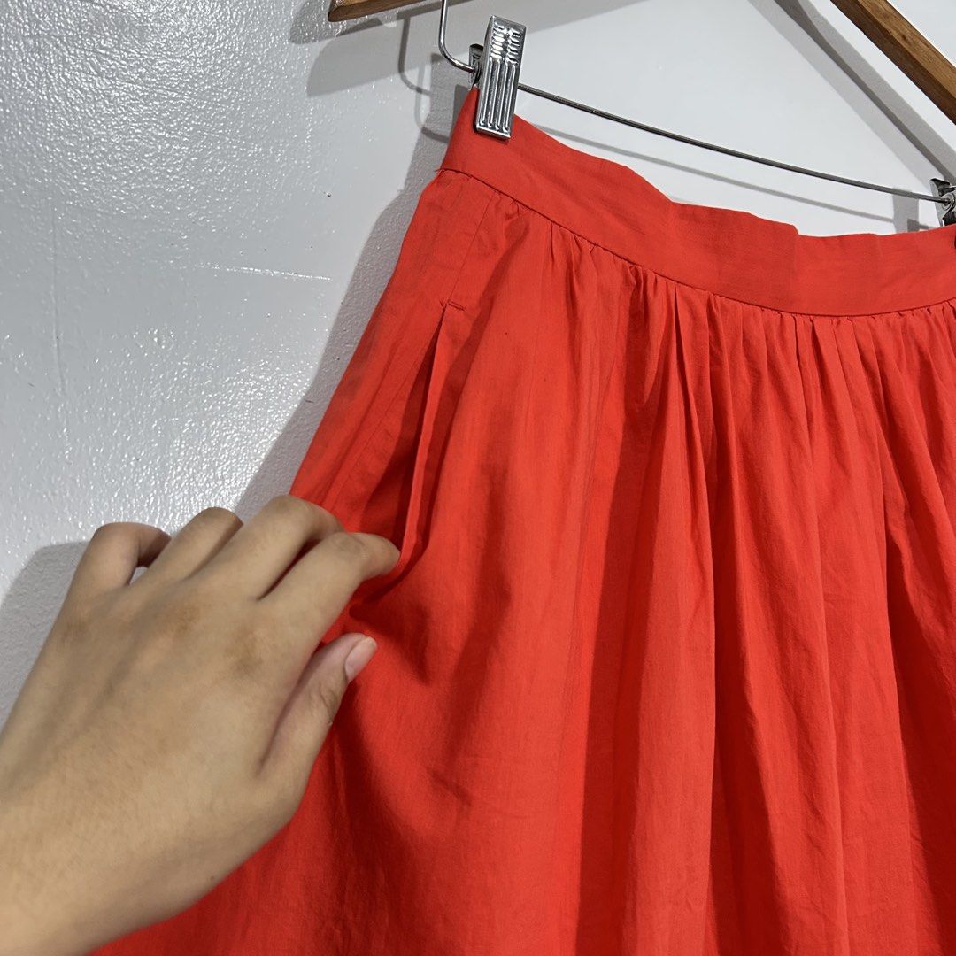 Lowrys Skirt (Free Size) (Category: Dresses) located in Caloocan City. Submitted by lulufanatics (Listing ID 1462233446, Image 3). Description: Good as new 💯 Vibrant Color Loc:North Caloocan 📍.