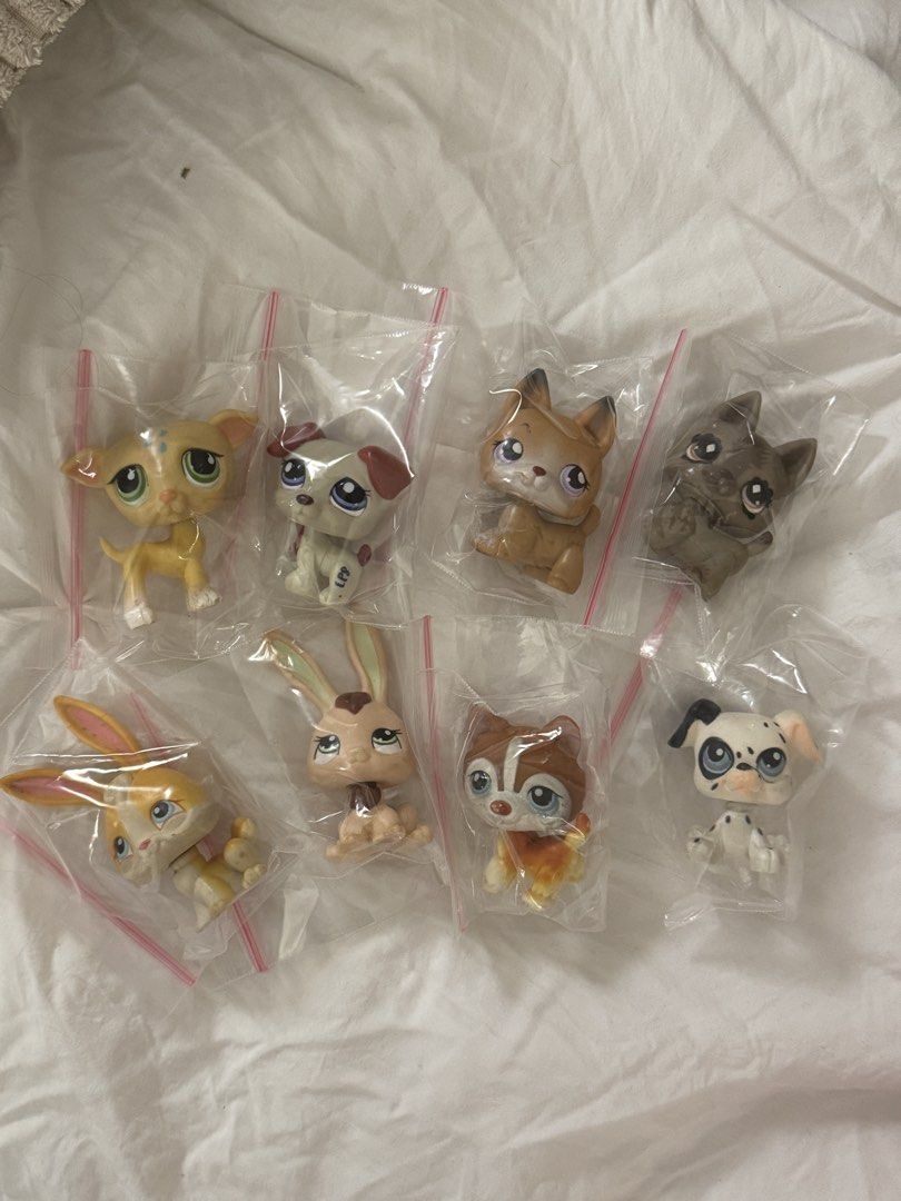LPS for TRADE (Category: Figurines & Statues) located in Manila. Submitted by shrimpdaddy77 (Listing ID 1461960336, Image 1). Description: For TRADE ONLY pm for offers + availability.
