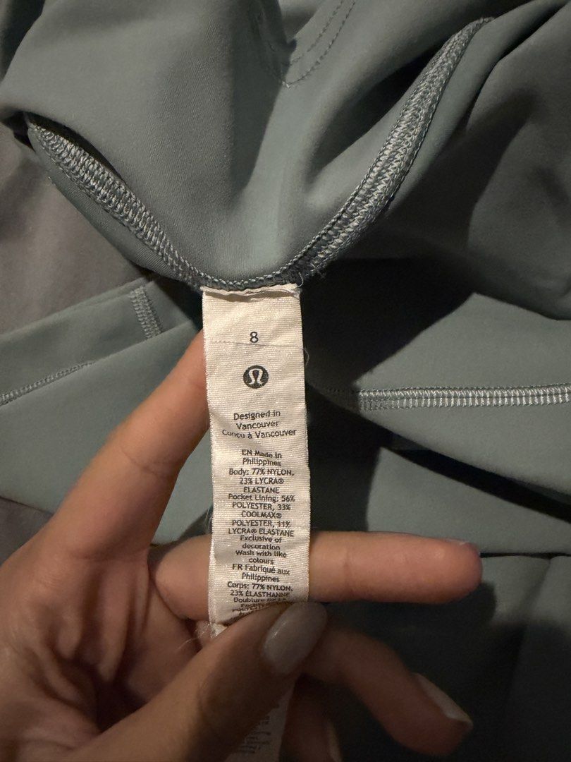 Lululemon grey green leggings 8 (Category: Activewear) located in Quezon City. Submitted by shopsoph (Listing ID 1462150654, Image 2). Description: super comfy but too big for me.