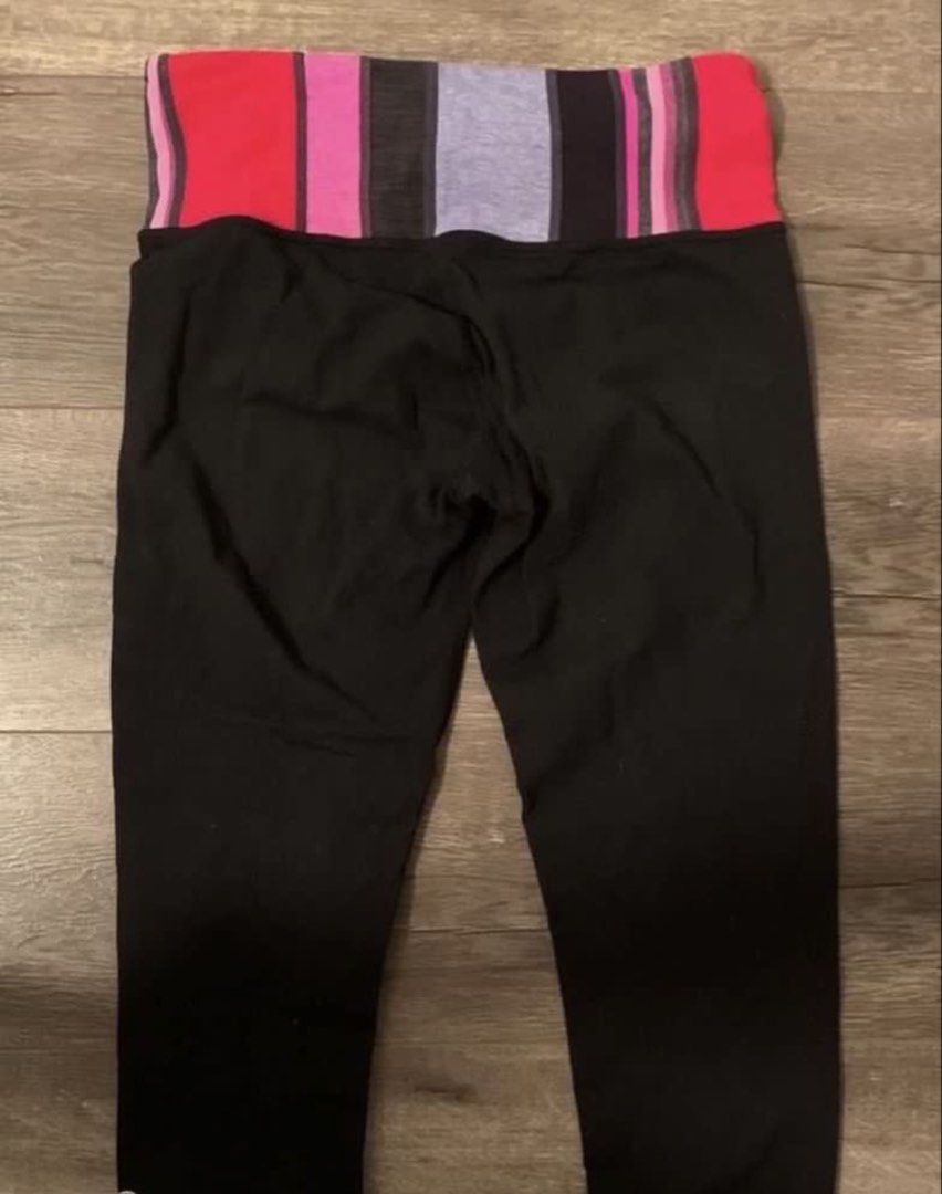 Lululemon leggings (Category: Activewear) located in Manila. Submitted by ctfashion_ (Listing ID 1462055738, Image 2). Description: Dot 4 Xs Lululemon from US.