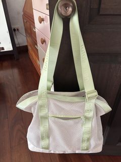 (Category: ) located in . Submitted by tiara.b.chen (Listing ID 1462261835, Image 1). Description: .