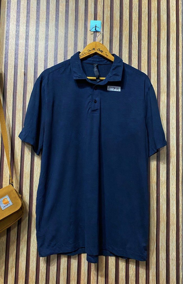 Lululemon polo (Category: Tshirts & Polo Shirts ) located in Manila. Submitted by killianthriftshop1096 (Listing ID 1462191127, Image 1). Description: As new condition 9.8/10 Condition No issue.