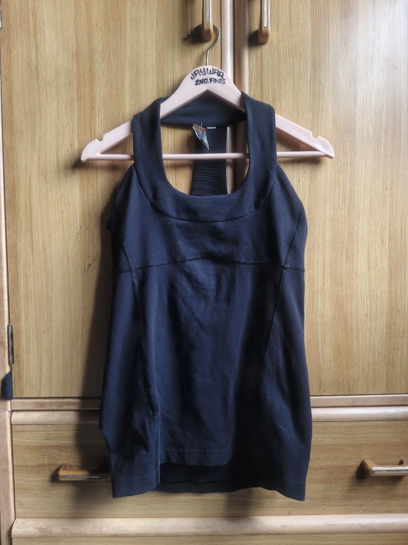 Lululemon Womens for Running Training Pickeball (Category: Activewear) located in Davao. Submitted by affordathriftph_ (Listing ID 1462093801, Image 2). Description: Like new / pwde sa maarte at maselan Small-Medium fits 17" W 23.5" L Best for Running, Training and Pickleball Message interested buyer only, thank you.