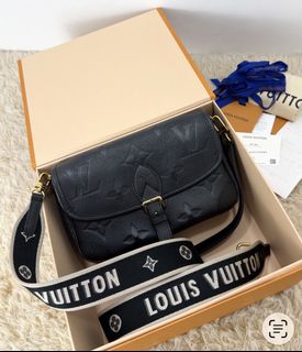 (Category: ) located in . Submitted by ingridsfinds (Listing ID 1462127955, Image 1). Description: .