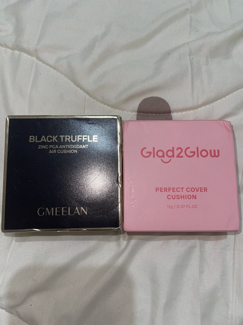 Make up, skincare etc. ₱50-350 (Category: Makeup) located in Cavite. Submitted by Daspark25 (Listing ID 1462148187, Image 3). Description: - GMEELAN Black Truffle Air Cushion - Glad2Glow Perfect Cover Cushion - Assorted lipsticks - Eyeshadow - Eyeliner - Nike slides - Sunglasses - False eyelashes with glue - Ideal for makeup enthusiasts and daily use.