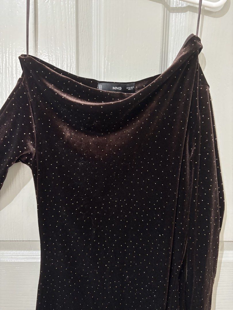 Mango Mini Asymmetrical Dress (Category: Evening dresses & gowns) located in Manila. Submitted by ivscurated (Listing ID 1462104478, Image 2). Description: Mango Asymmetrical Dress (Dark Plum to Brown color) Size M (not stretchy) Used once for an event. .