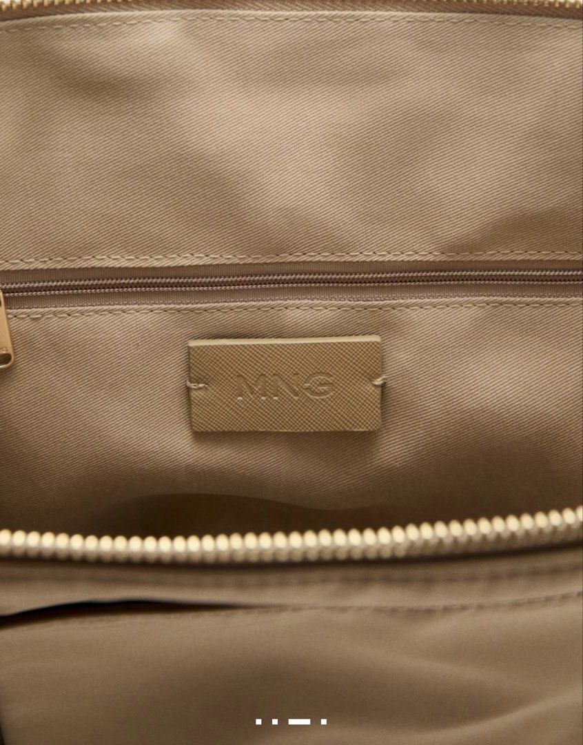 MANGO NYLON TOTE BAG (Category: Tote Bags) located in Makati City. Submitted by sassywear.ph (Listing ID 1462180103, Image 3). Description: Brand new and authentic with tags, bought for 2k plus, selling for 1795 nalang. .