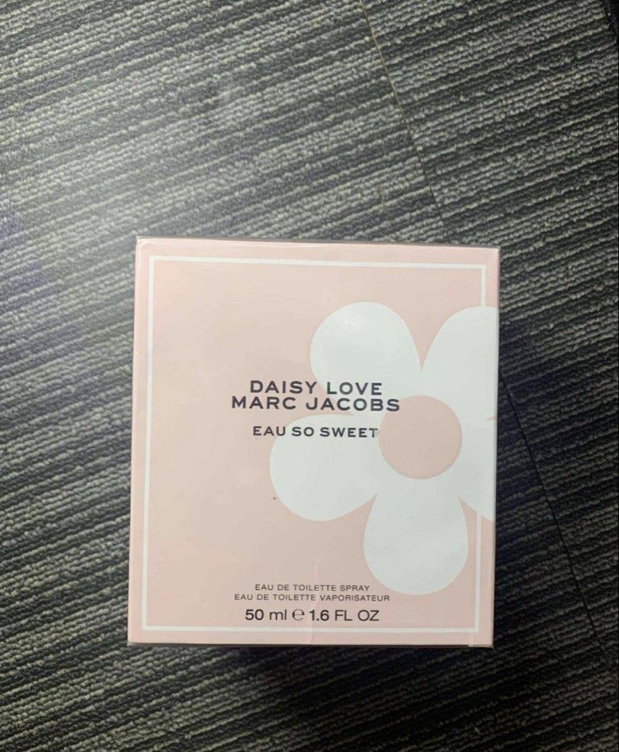 marc jacobs perfume bought in UK (Category: Fragrance & Deodorants) located in Manila. Submitted by slayandchic (Listing ID 1462201758, Image 1). Description: new and sealed original .