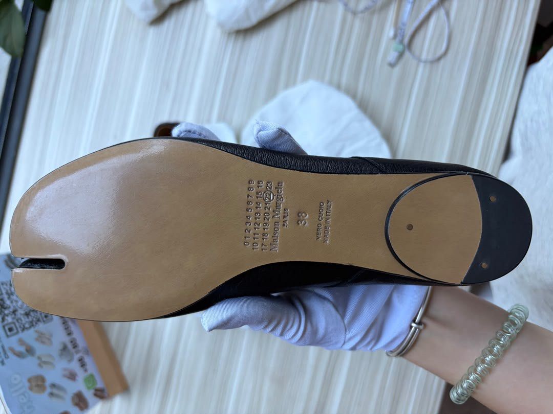 Margiela Tabi Real Leather Dupes (Category: Flats & Sandals) located in Paranaque City. Submitted by clean.closetx (Listing ID 1462038206, Image 3). Description: These are not authentic but not noticeable unless you look at it close up. Leather is real and looks well made. Selling it for the same price I got it from supplier. Rfs: decided to buy authentic Size 38 or US 7.