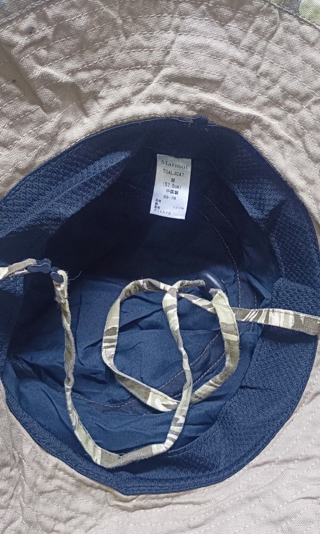 Marmot bucket hat (Category: Caps & Hats) located in General Santos City (Dadiangas). Submitted by japan-ukay (Listing ID 1462171389, Image 3). Description: .