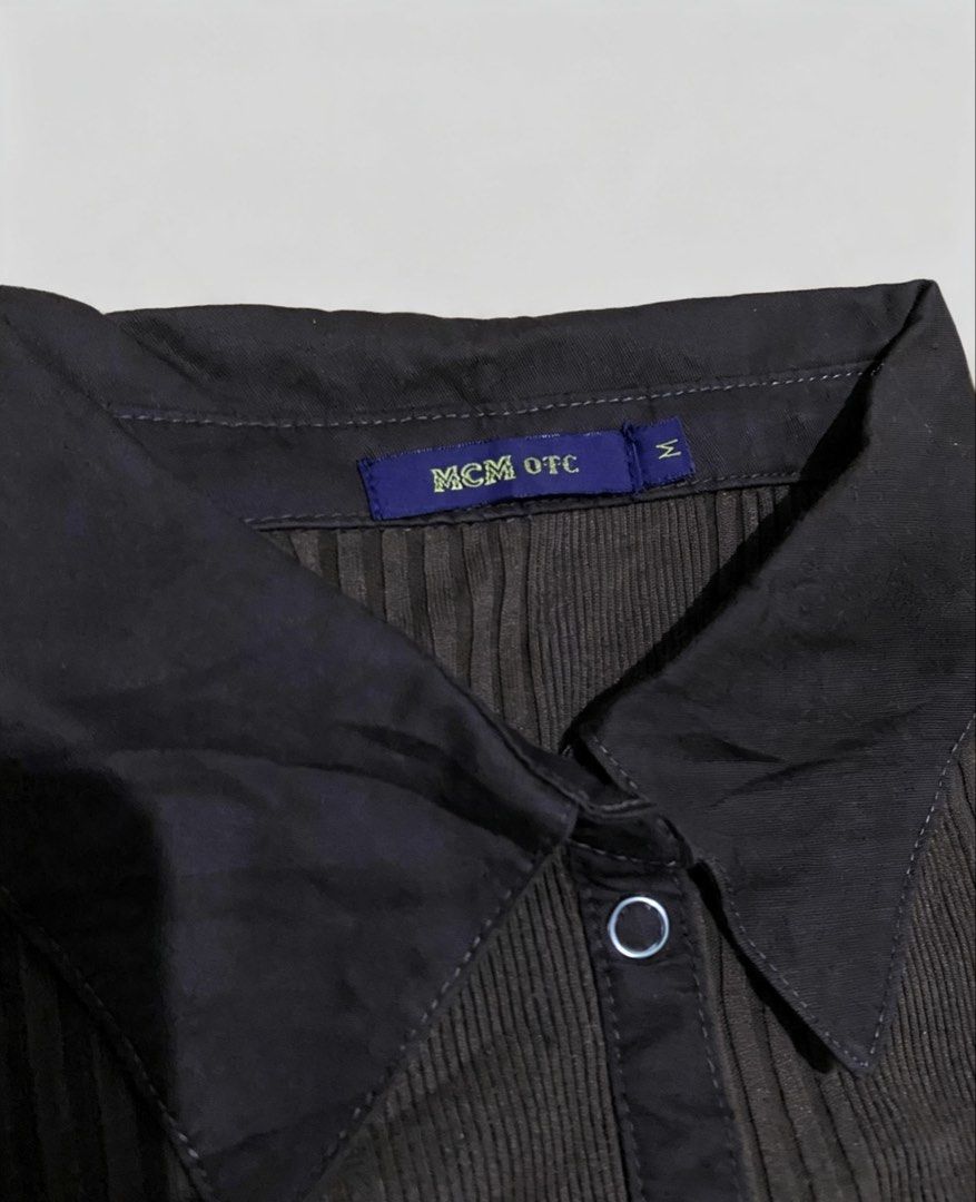 McM OTC (Category: Shirts) located in Bato. Submitted by itsmethriftlist (Listing ID 1462141690, Image 2). Description: Size medium Dimes 16/21 Excellent condition .