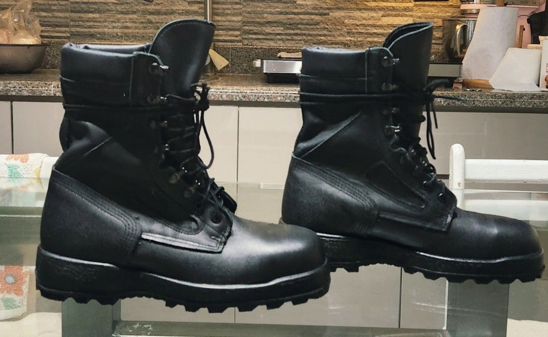 McRae 9052 US steel toe combat boots (Category: Boots) located in Makati City. Submitted by briannebres (Listing ID 1462162190, Image 2). Description: .