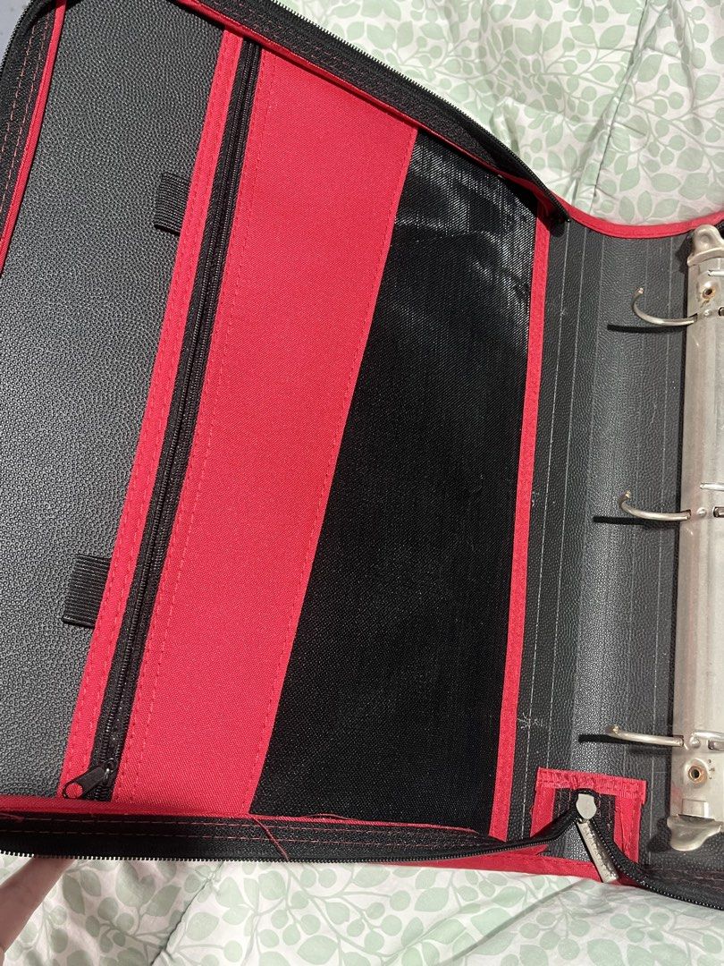 Mead Five Star Binder (Category: Stationery & School Supplies) located in Quezon City. Submitted by notabbie (Listing ID 1462108288, Image 3). Description: 🌸 rfs: no longer need it 🌸 no issues .
