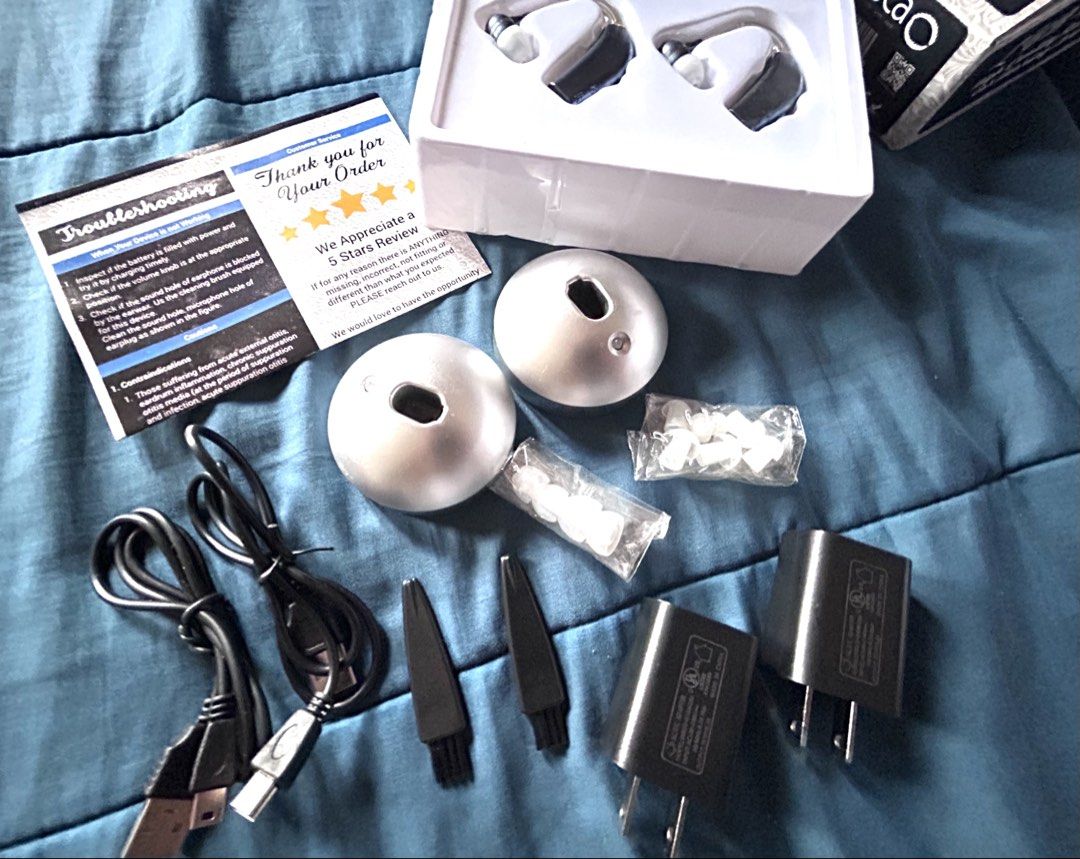 MEDca LYB-44 High Quality Rechargeable Ear Hearing Amplifier Double Pack (Category: Soundbars, Speakers & Amplifiers) located in Bacoor. Submitted by honeybunsshoppe (Listing ID 1462069715, Image 3). Description: - Double pack of MEDca LYB-44 hearing amplifiers - High quality and rechargeable - Comfortable to wear with a fashionable design - Delivers clear, natural sound - Includes charging cables, adapters, and various ear tip sizes.