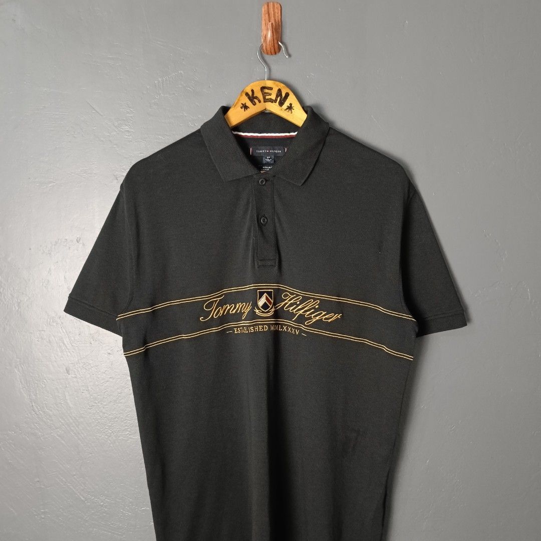 Men's - Tommy Hilfiger (Category: Tshirts & Polo Shirts ) located in Bacolod City. Submitted by drop.ph (Listing ID 1462132897, Image 1). Description: Tommy Hilfiger - Embroidered Authentic *Size S fits M - 20x28, 29 Back *Excellent cloth *Minor oil Stain *Price: 1,000php *Add SF if outside Bacolod City .