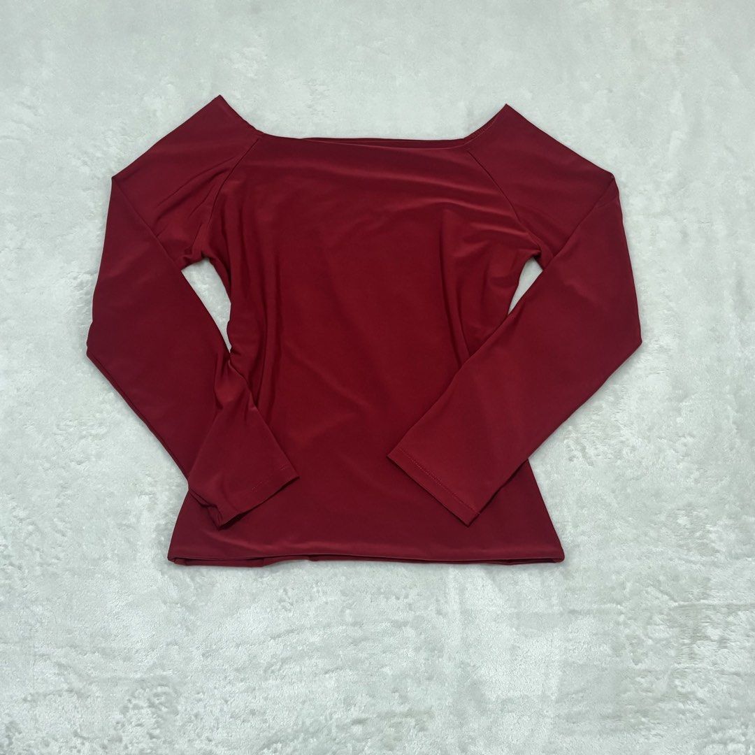 MERA Red Off-Shoulder Long Sleeve Top Size M (Category: Longsleeves) located in Bacoor. Submitted by jadiones (Listing ID 1462064641, Image 3). Description: Red off-shoulder top - Brand: MERA - Size: Medium (M) - Long sleeves - Stretchy, snug fit - Versatile: perfect for night outs or casual days - Pairs well with shorts or jeans - Made in the Philippines.