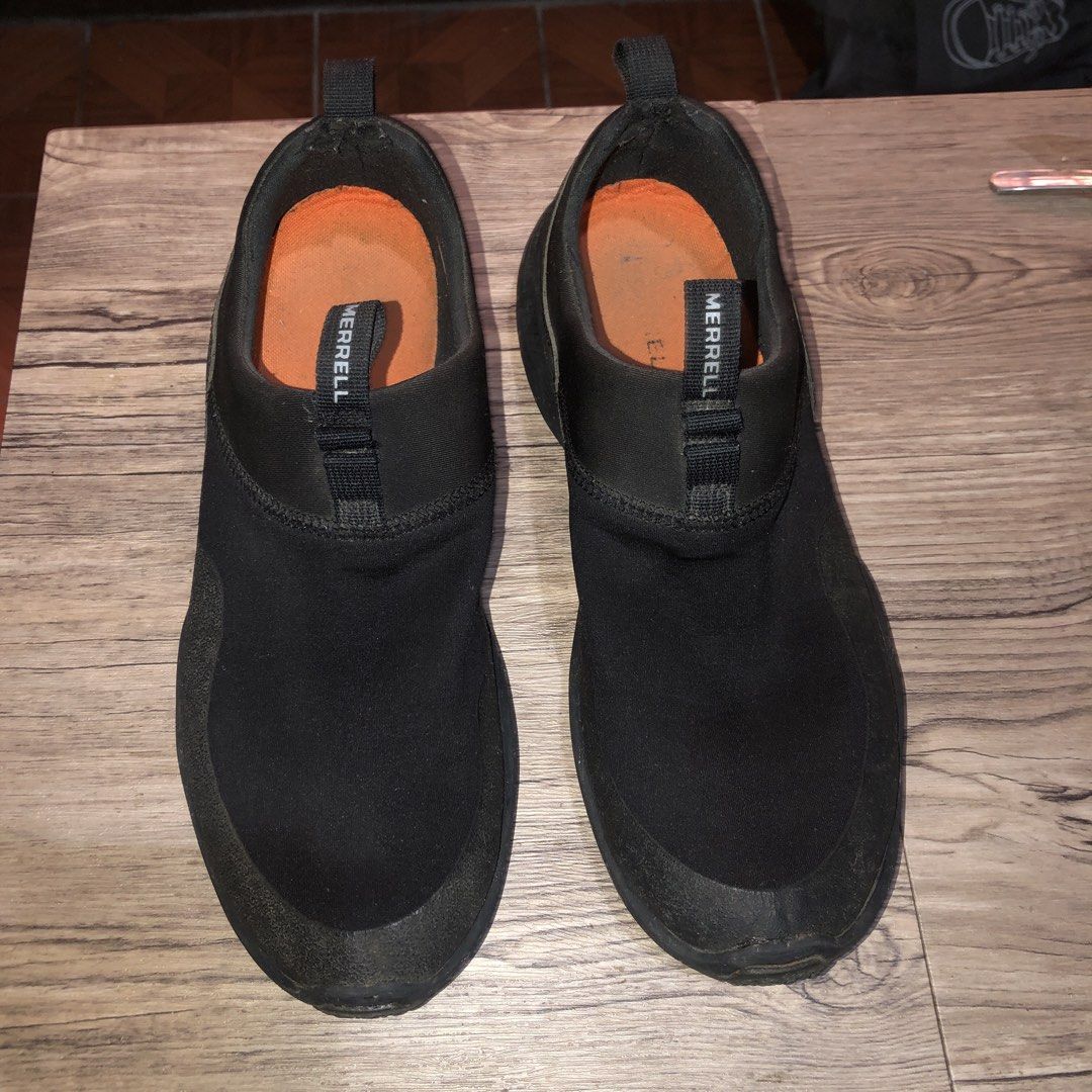 Merrell Men's 1SIX8 Mesh Moc Black (Category: Sneakers) located in Antipolo. Submitted by minitaco (Listing ID 1462043263, Image 3). Description: Size 8, Damaged only at the back of the heel - Synthetic leather and fabric upper - Breathable mesh lining - EVA midsole for cushion - Mselect Grip outsole.